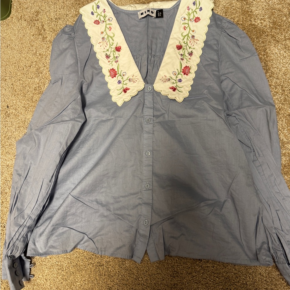 RIXO Blue Button Down Shirt with Floral Embroidery